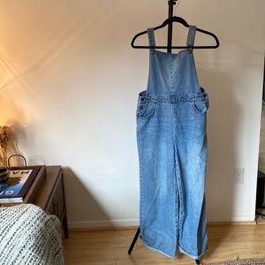 Light wash denim overalls - distressed/ bleach splattered